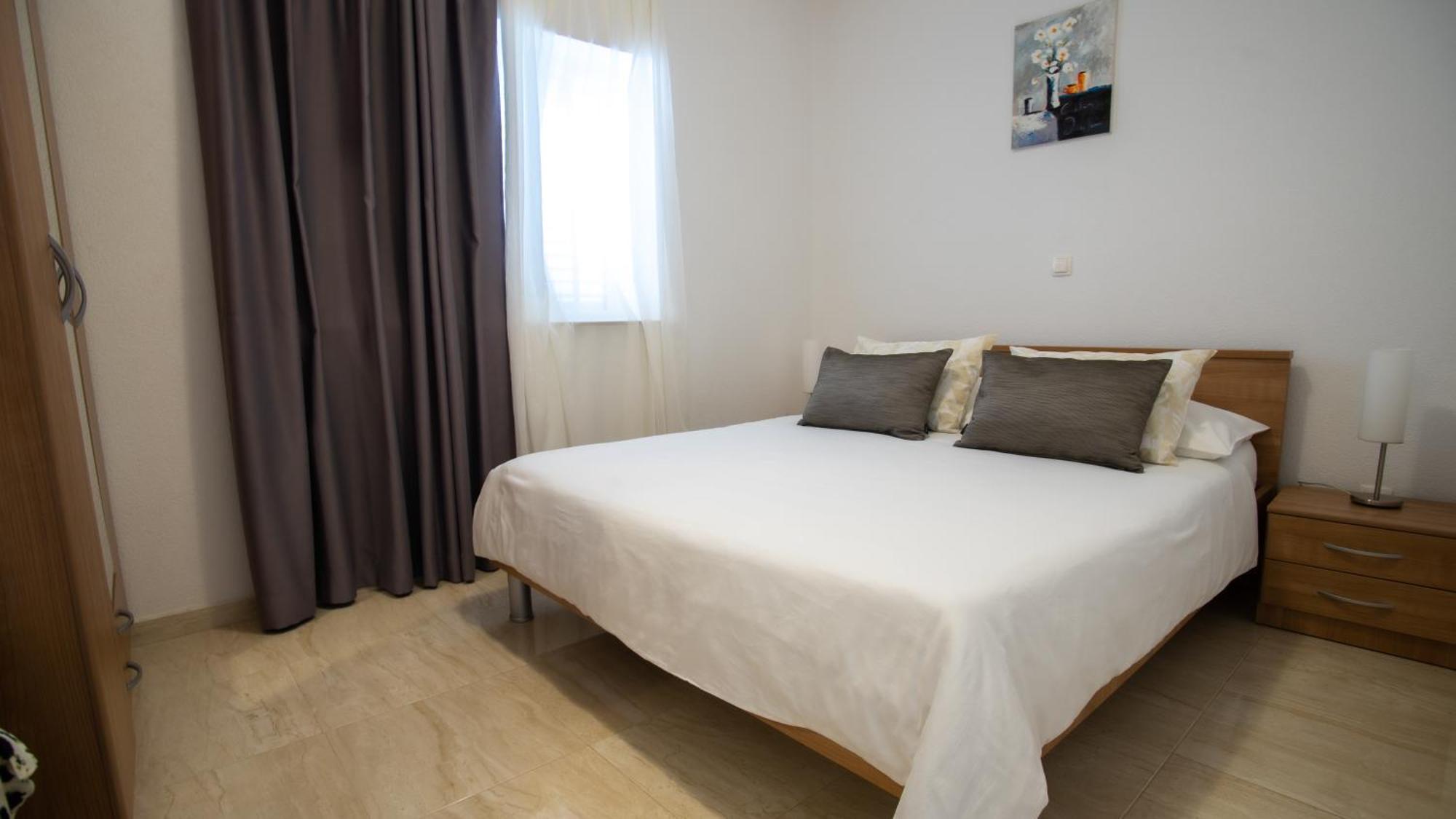 Apartment Antun - Adriatic Coast Retreat Blace Δωμάτιο φωτογραφία